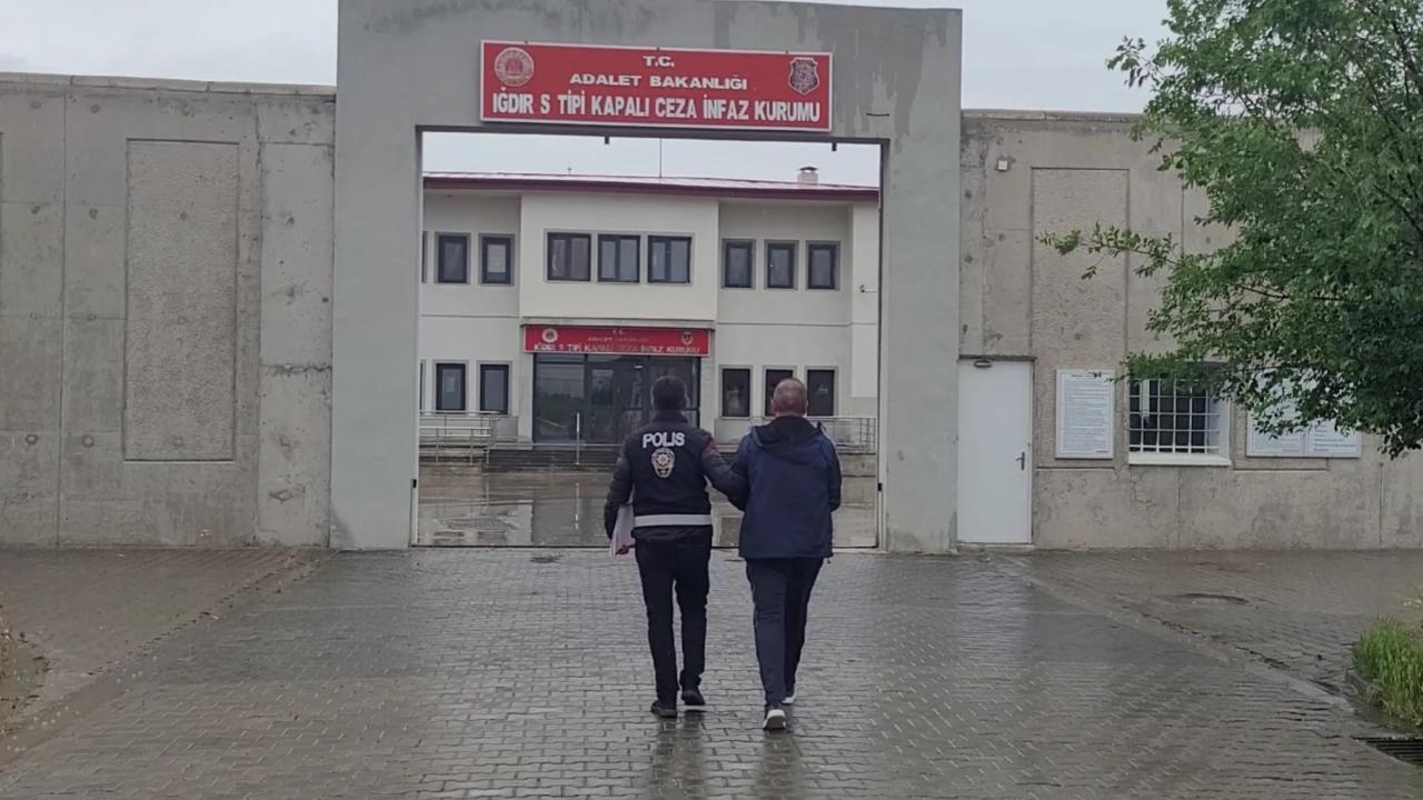 Iğdır’da Dolandırıcılık Suçundan Aranan Şahıs Yakalandı