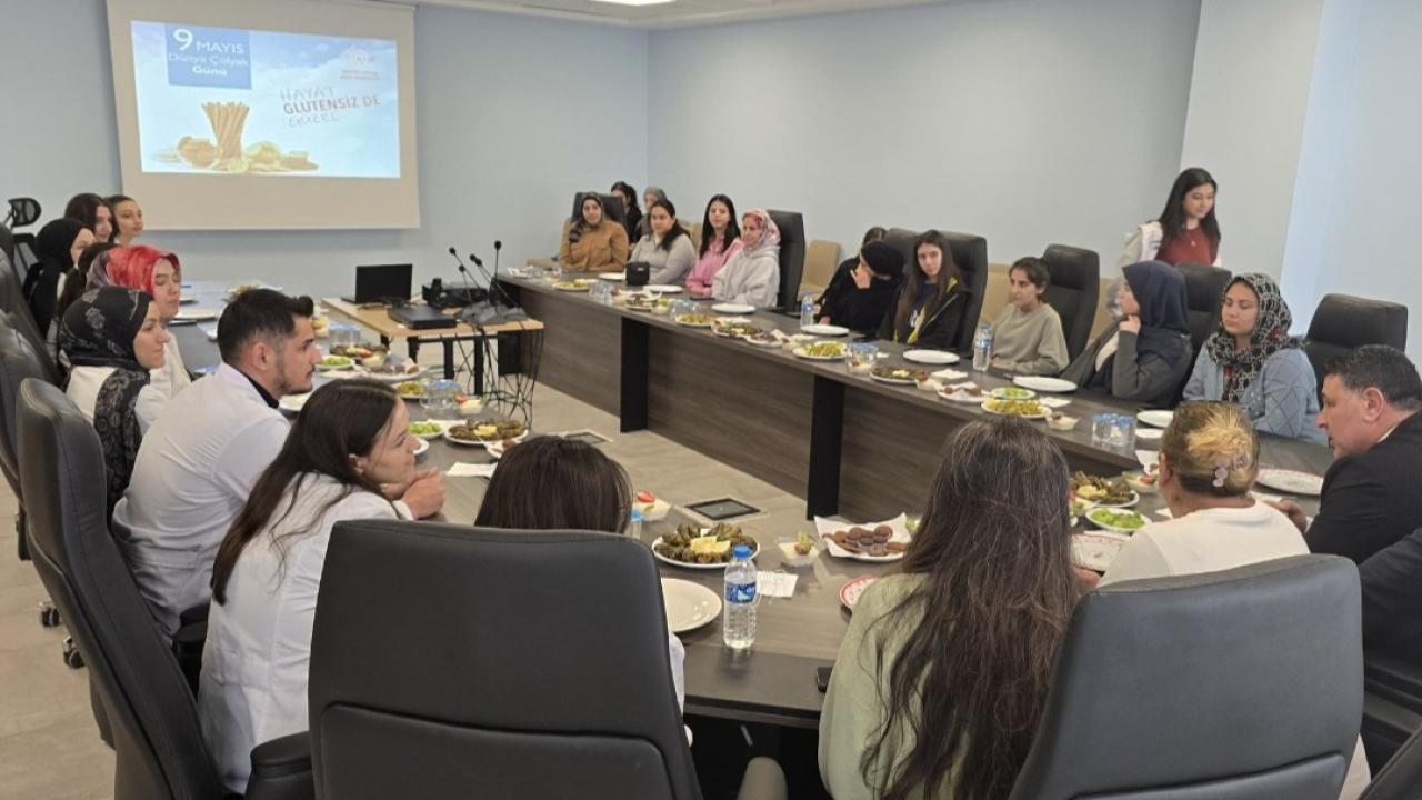 Iğdır’da Gençlere "Glutensiz Yaşam" Rehberi: Aybüke Öğretmen Yurdu’nda Anlamlı Seminer