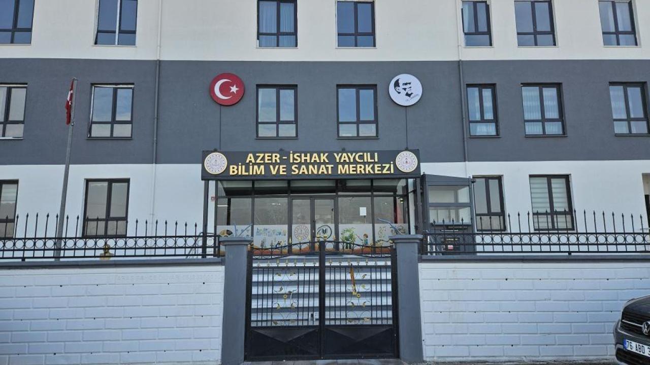 Iğdır’da Matematik Devrimi: Singapur Olimpiyatları’nda 13 Madalya