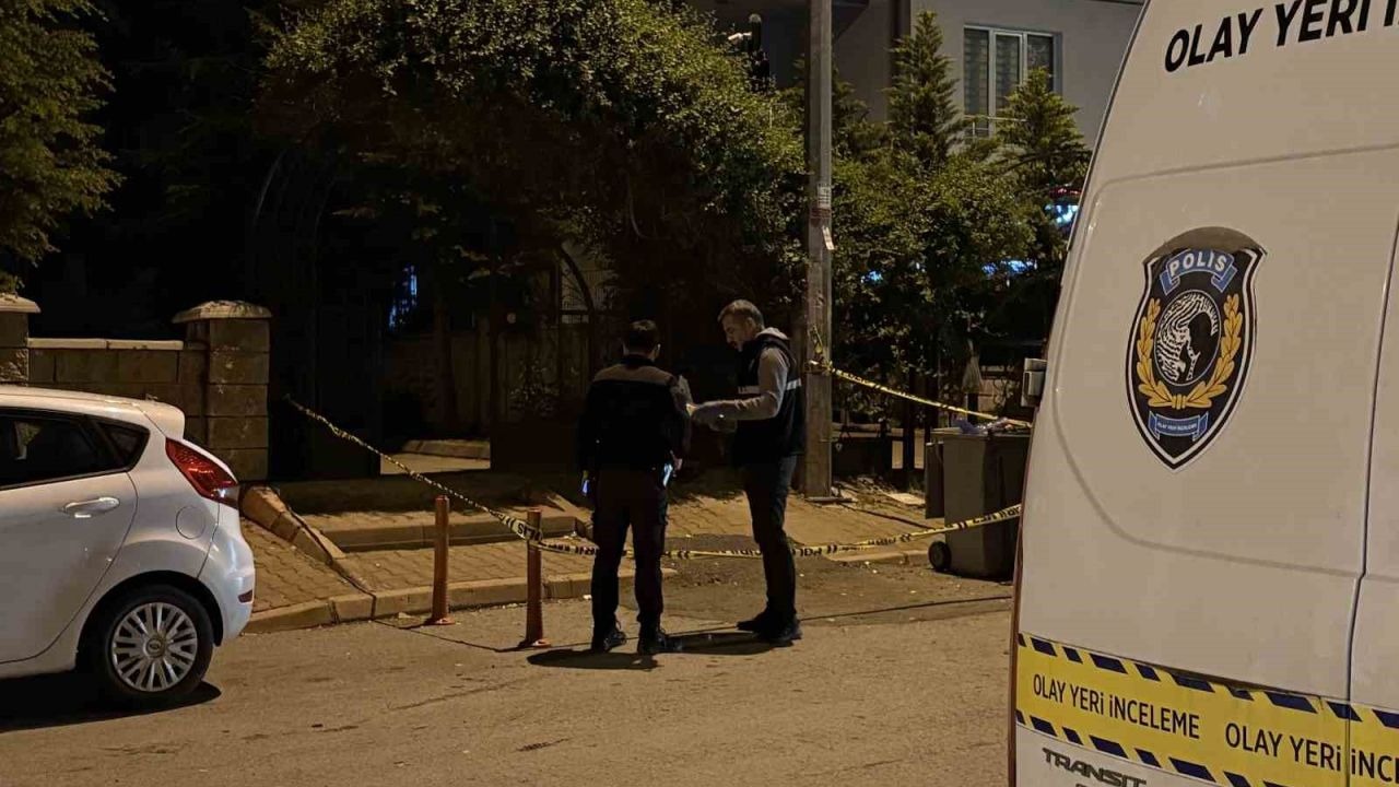 Kadına Şiddeti Engellemek İsteyen İki Kardeş Bıçaklandı