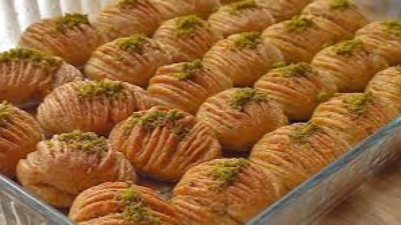 Kolay Ev Baklavası Tadında Şerbetli Tatlı Tarifi