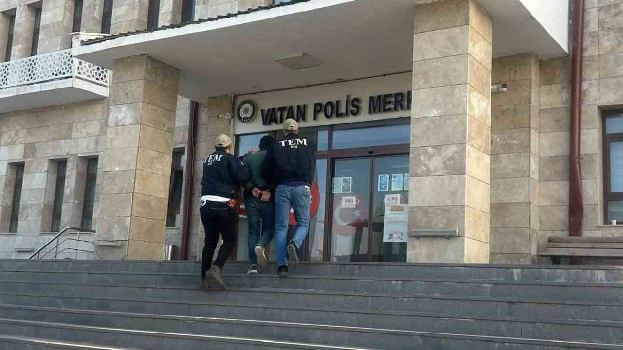 Muş'ta Aranan 2 Hükümlü Yakalandı: Cezaevine Gönderildiler