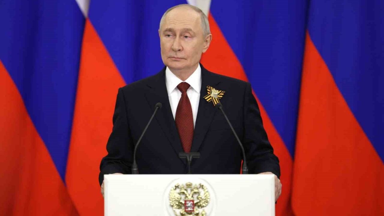 Rusya Lideri Putin: "Ukrayna Teklifi Reddetti, Macron Asker Çekmemi İstemişti"