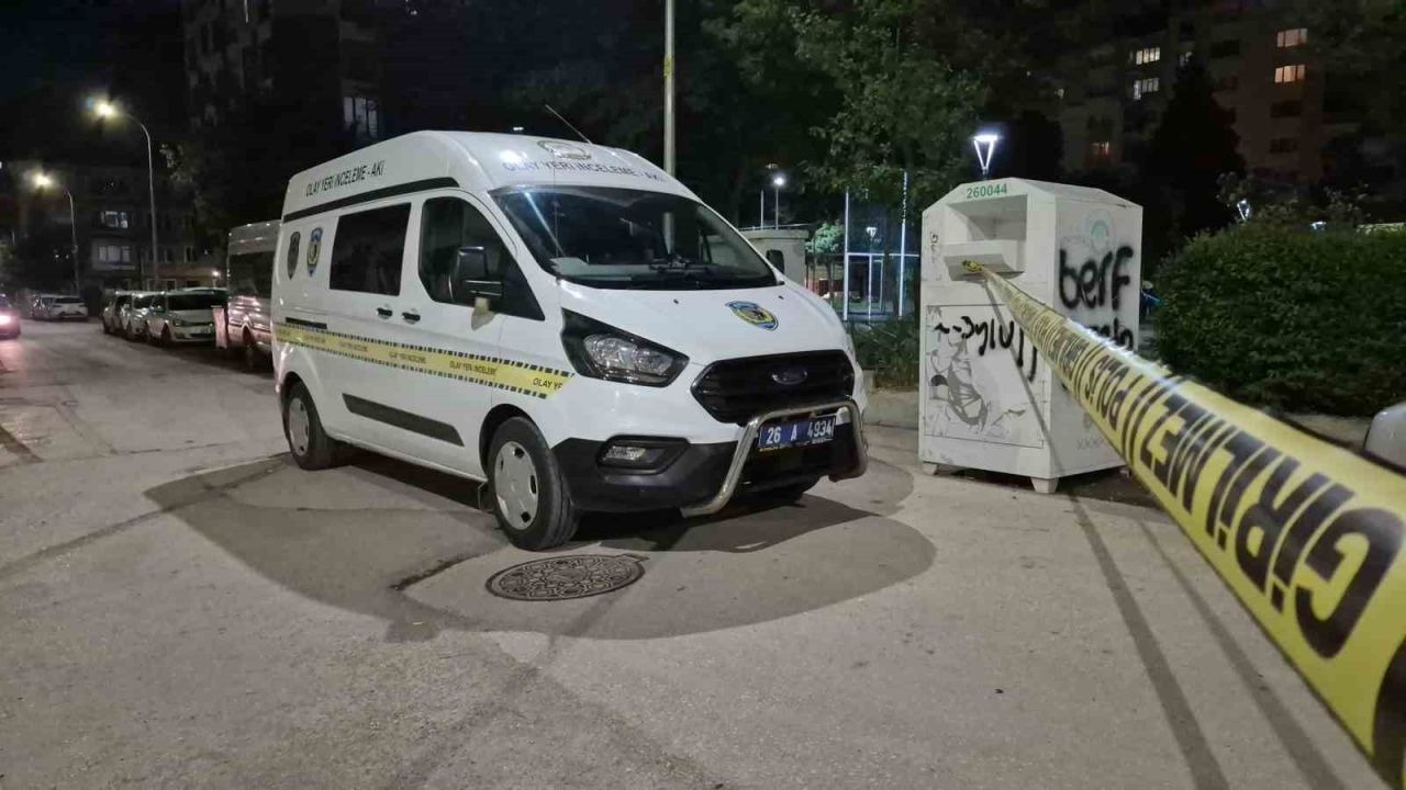 Sokak Ortasında Pompalı ve Bıçaklı Dehşet: 16 Yaşındaki Çocuk Yaralandı