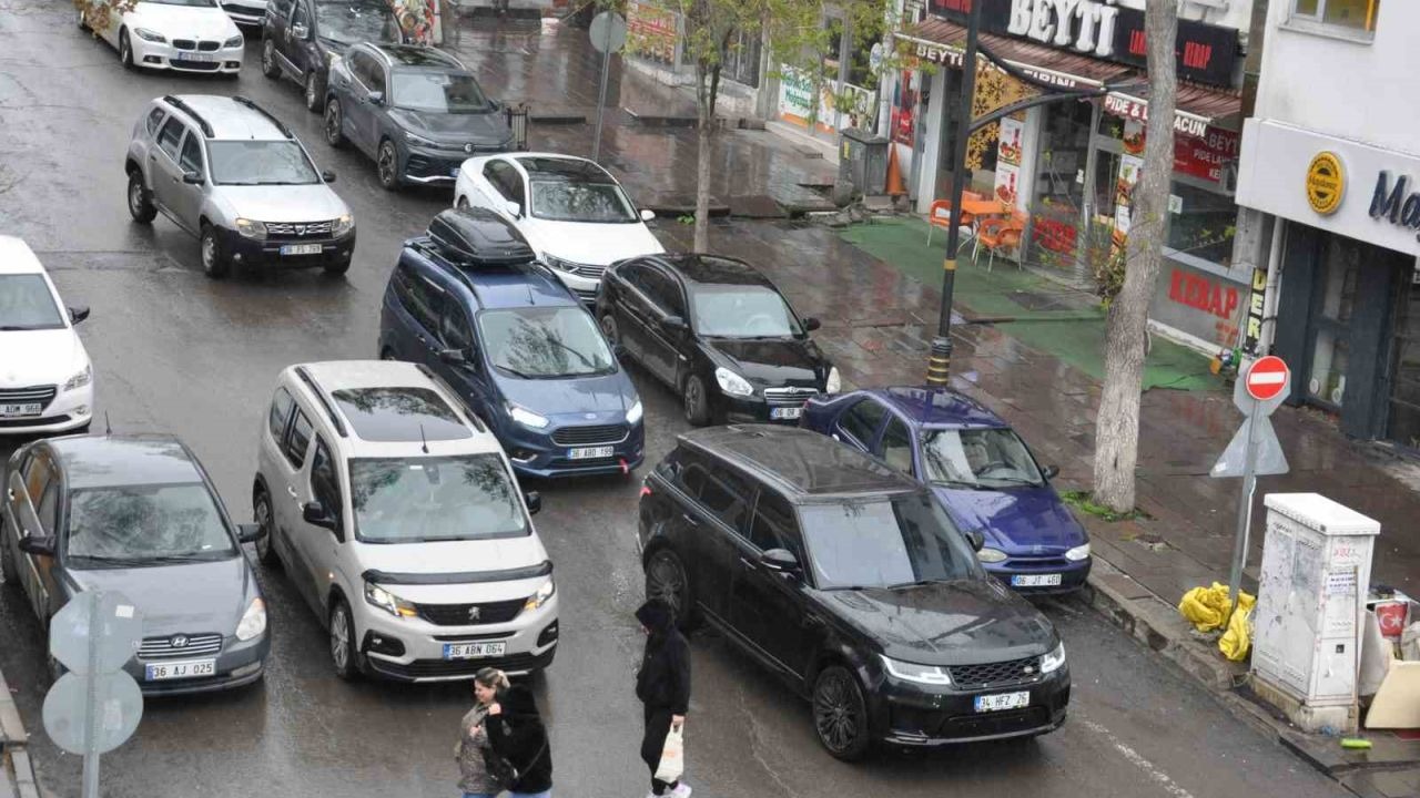 TÜİK Nisan Raporu: Iğdır, Ağrı ve Ardahan'ı Geçen Kars'ta Trafik Yoğunluğu Alarm Veriyor