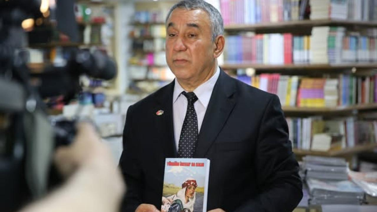 Ünsal: “28 Mayıs, Toprağın ‘Can’, Vatanın Azerbaycan Oluşudur”