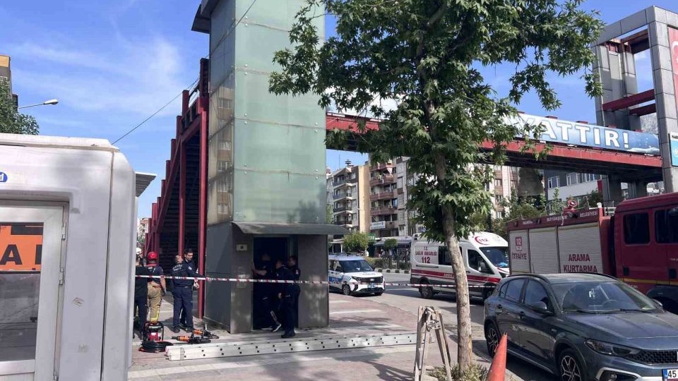Üst Geçit Asansöründe Dehşet: 24 Yaşındaki Genç Can Verdi