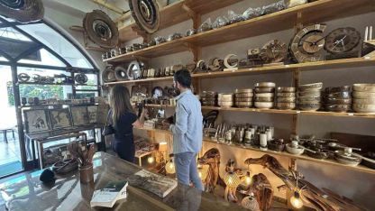 Van'da Asırlık Ceviz Ağaçları Tarihi Bedesten'de Sanata Dönüşüyor