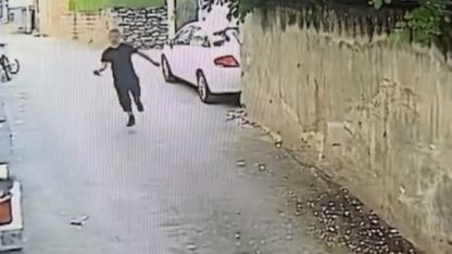 Müşteri Gibi Girdi Saniyeler İçinde Telefonu Çaldı