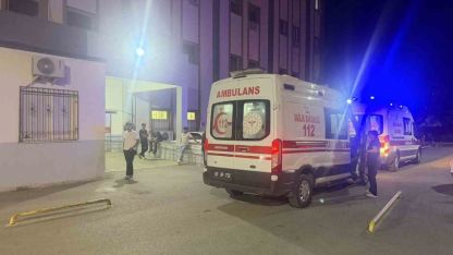 Kahta’da Parkta Bıçaklı Kavga: 2 Genç Yaralandı