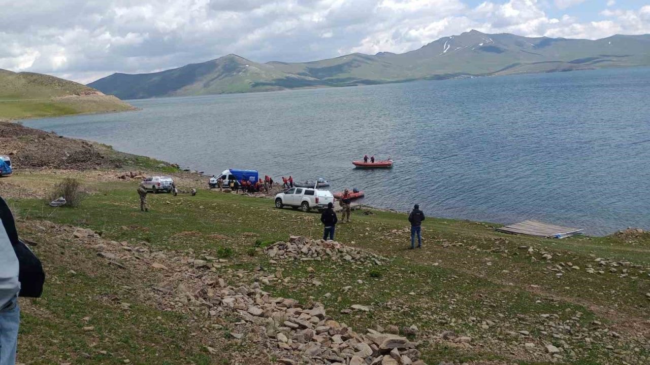 Ağrı Balıkgöl’de Feci Olay: Motorsuz Tekneyle Açılan Özcan Artan’ın Cansız Bedeni Bulundu