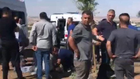 Batman'da Para Nakil Aracı ile Minibüs Çarpıştı: 15 Yaralı