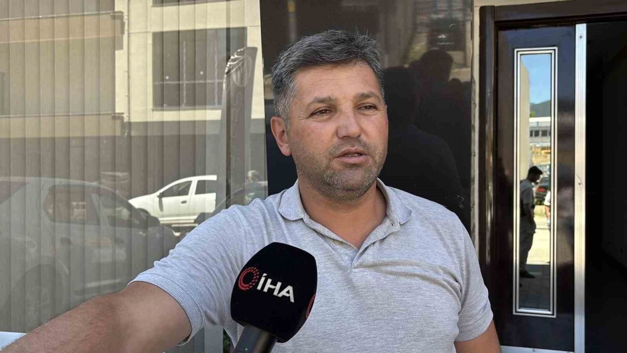 Çöp Ev Kabusu: Apartmandan Yayılan Ağır Koku Komşuları Evinden Etti