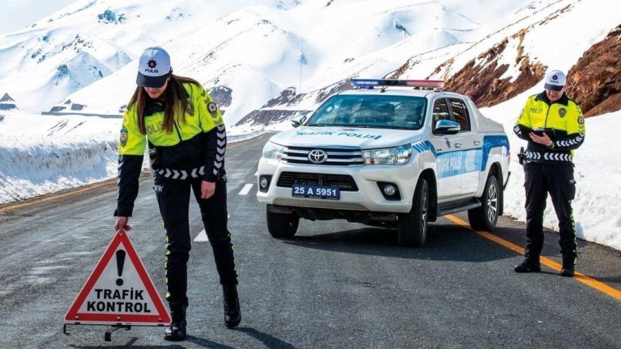 EGM Erzurum'un Trafik Bilançosunu Açıkladı: Mayıs Ayında 222 Maddi Hasarlı Kaza