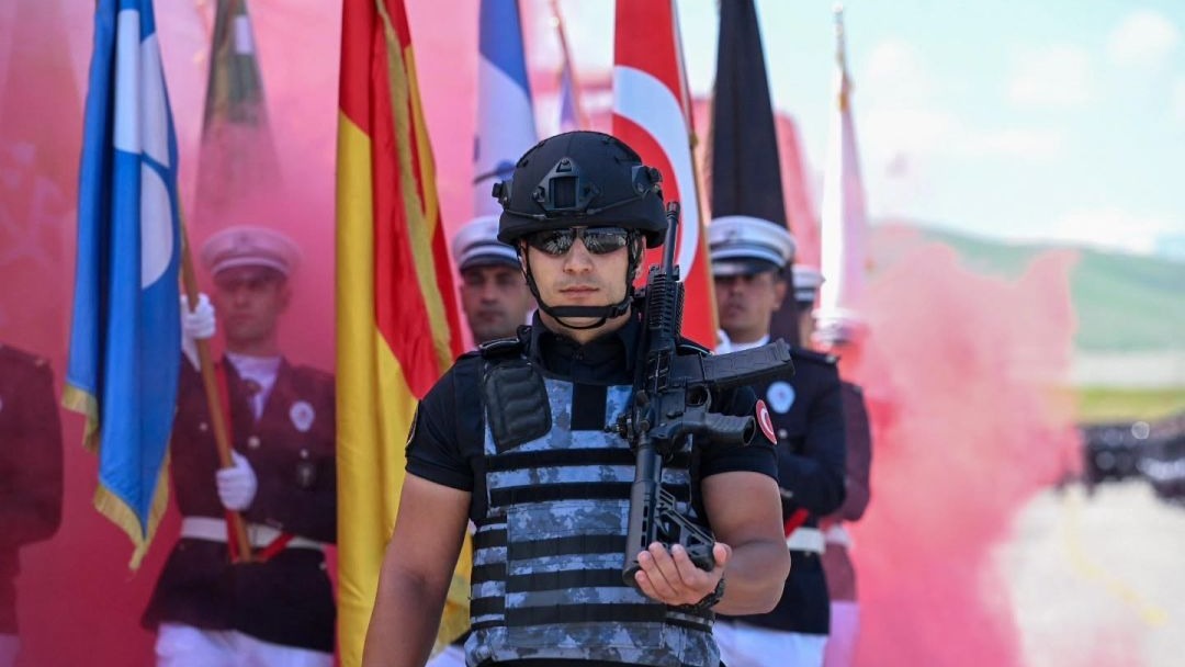 Erzurum POMEM'de 703 Genç Polis Mezuniyet Sevinci Yaşadı