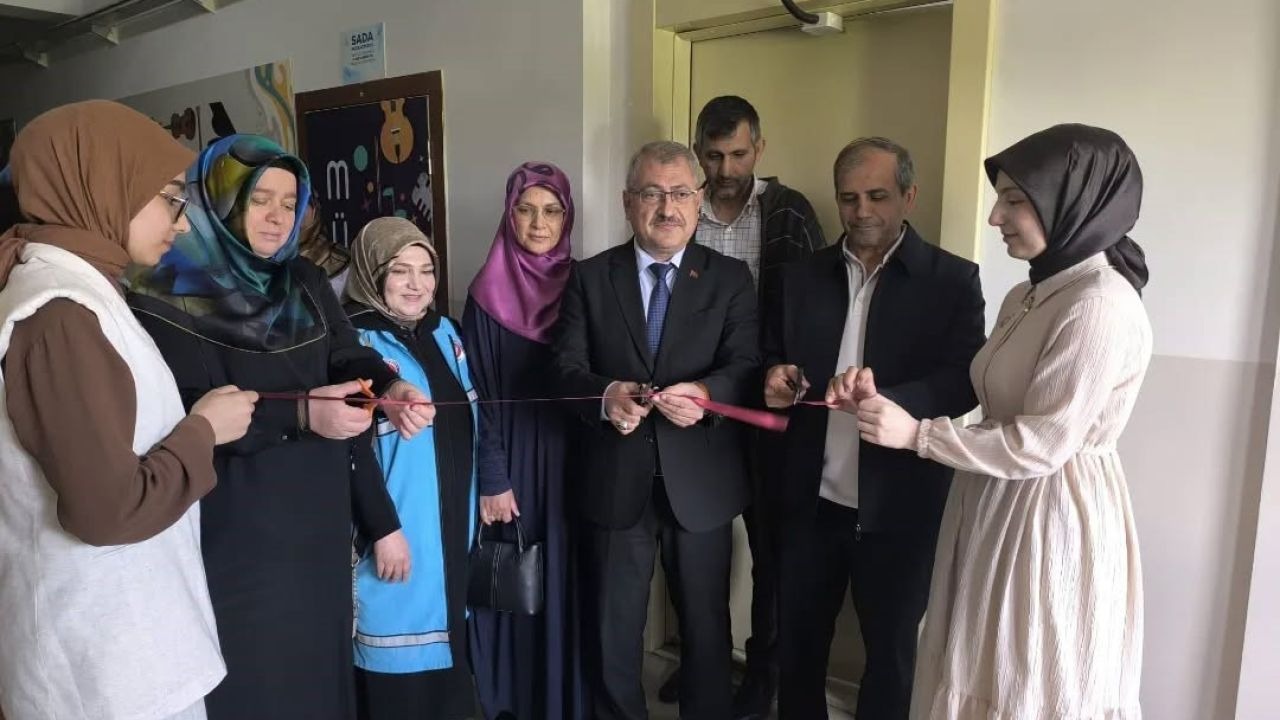 Erzurum’da Anlamlı Açılış: Palandöken Kız İmam Hatip Lisesi Mescidi Dualarla Yenilendi