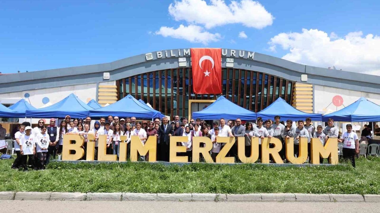 Erzurum’da Bilim Şenliği: 11 İlçeden 229 Proje 4006-C Festivalinde Sahneye Çıktı