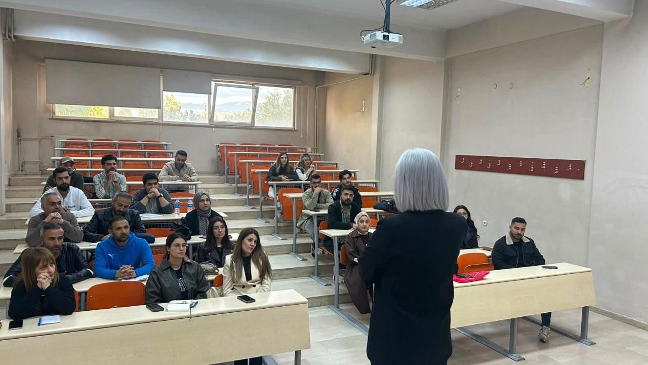 Iğdır TSO ve Iğdır Üniversitesi İş Birliğinde Rusça Kursu Başladı