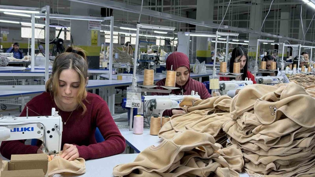 Iğdır'a Komşu İlçeden Dünyaya Bebek Giyimi İhracatı