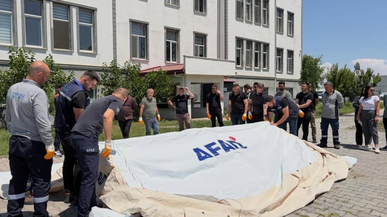 Iğdır'da Afete Hazırlık: Çadır Kent Kurma Eğitimi Yapıldı