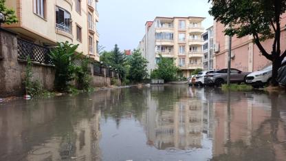 Iğdır’da Aniden Bastıran Sağanak Hayatı Olumsuz Etkiledi