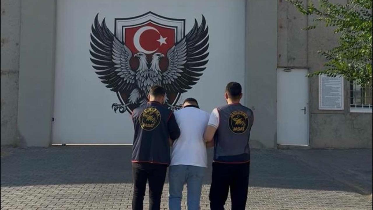 Iğdır'da JASAT Operasyonu: 22 Yıl Cezası Olan Şahıs Yakalandı
