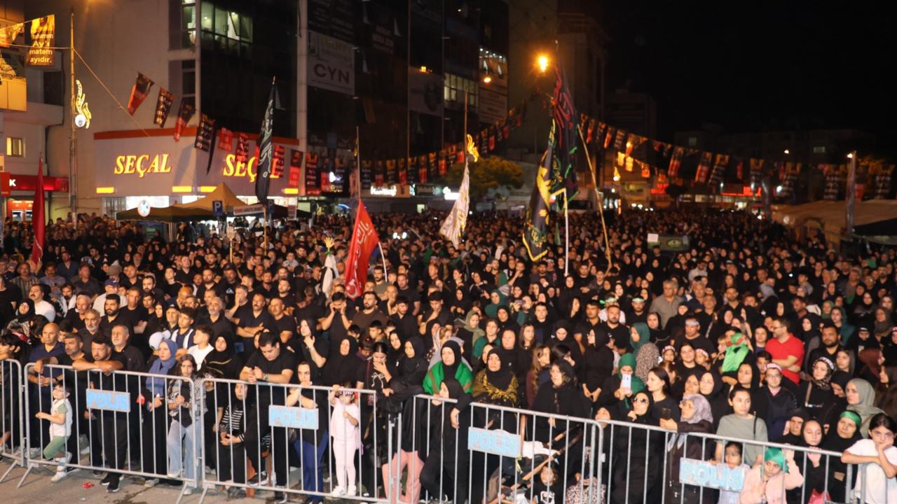 Iğdır'da Tasua Gecesi Merasimine Binlerce Kişi Katıldı