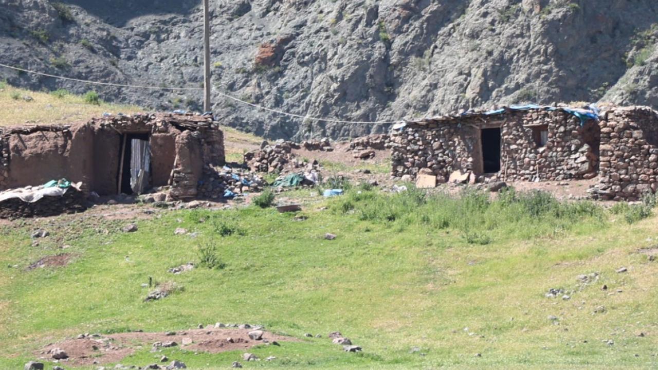Iğdır'ın Dağ Köylerindeki Kerpiç Evler Geçmişi Yaşatıyor