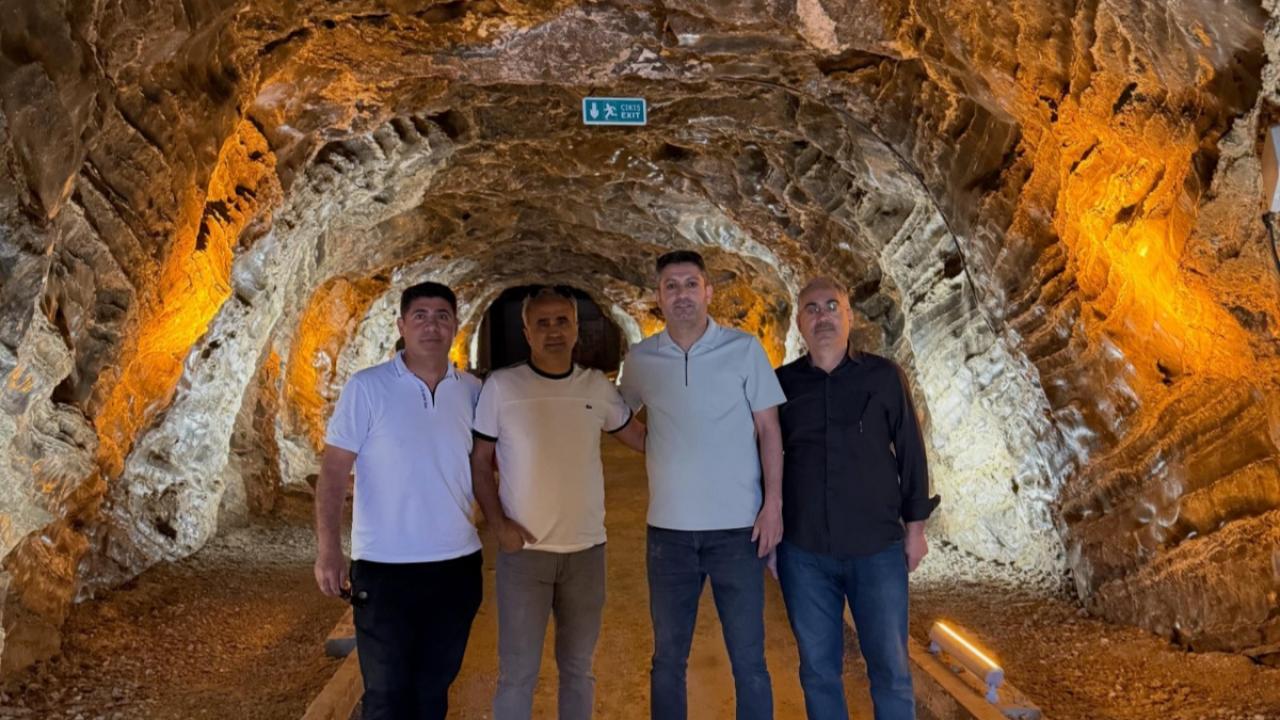 Iğdır’ın Gözdesi Tuzluca Tuz Mağaraları’na Ziyaretçi Akını!