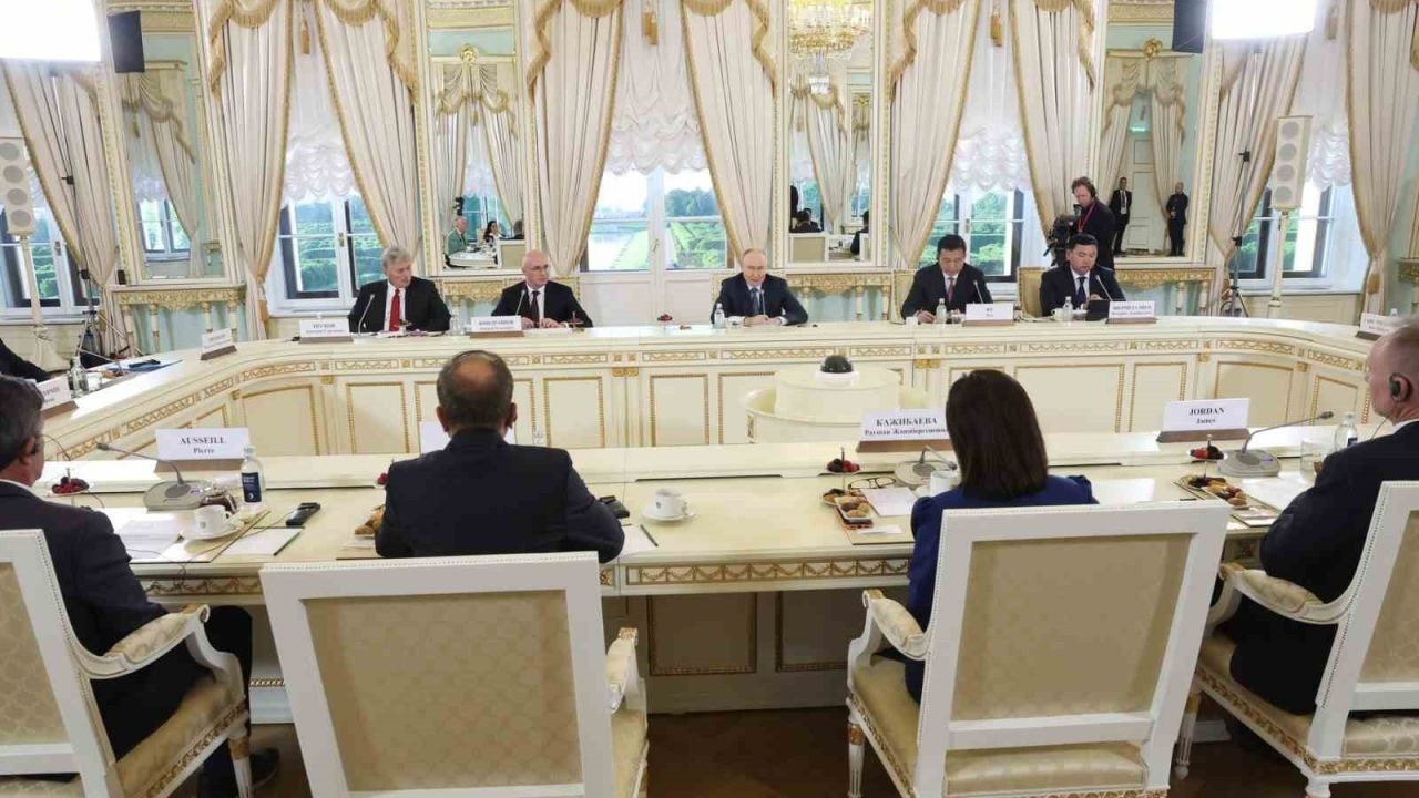 "İnsanları Sokaklardan Topluyorlar" Putin'den Ukrayna Ordusundaki Firar Sayısına Dair Çarpıcı İddia