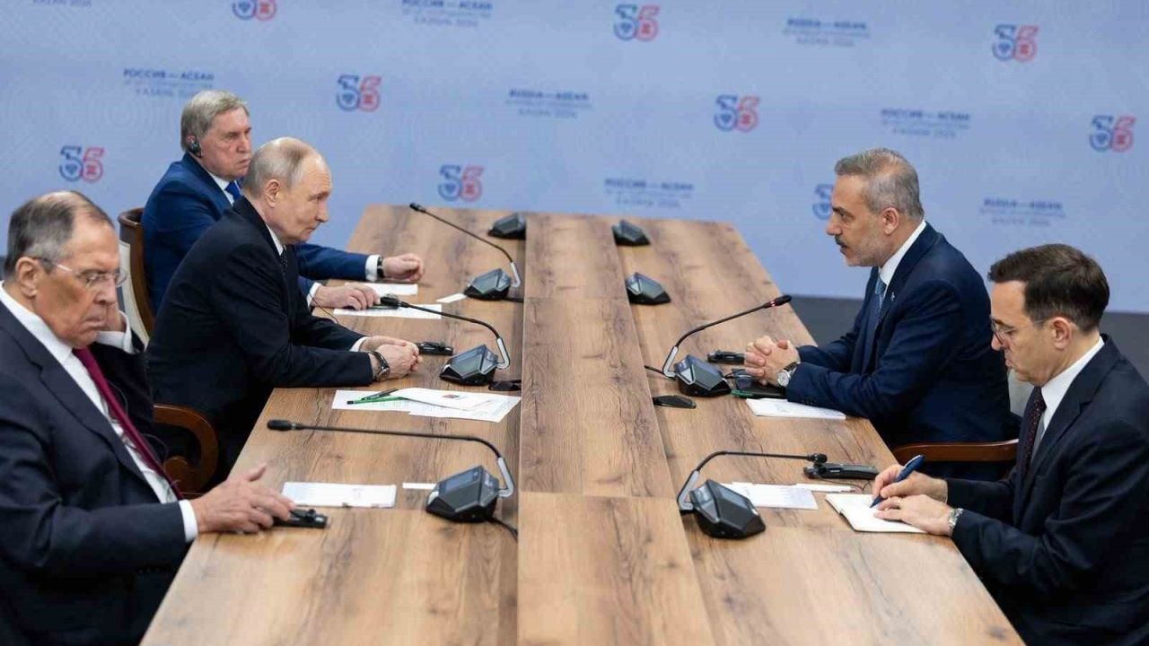 Kremlin’de Kritik Zirve: Rusya Devlet Başkanı Vladimir Putin, Bakan Hakan Fidan’ı Kabul Etti