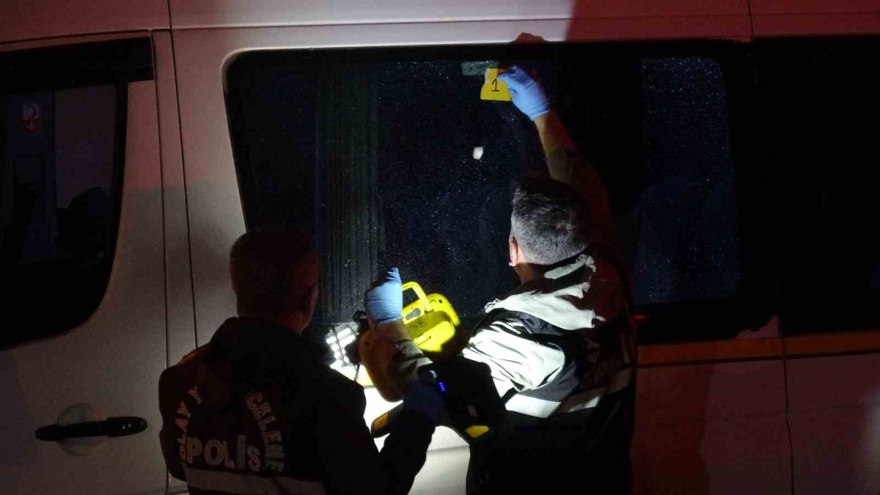 Malatya’da Silahlı Saldırı Dehşeti: Minibüsteki Kadın Yolcunun Başını Saçmalar Sıyırdı