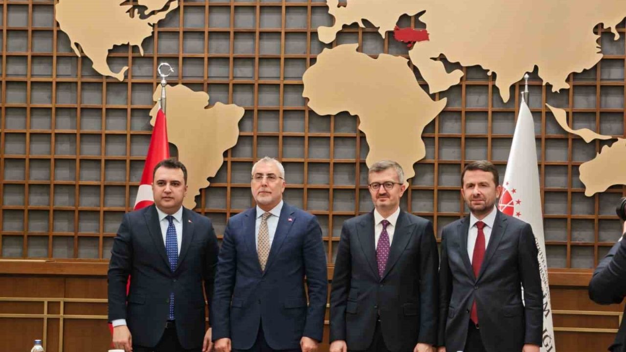Medya Sektöründe Dev İstihdam Atılımı: İŞKUR Ve BİK'ten Gazeteci Adaylarına 9 Ay Asgari Ücretli Destek
