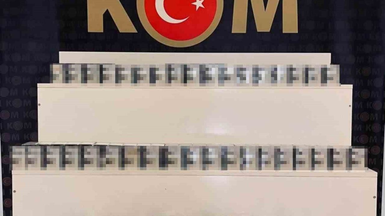 Muş’ta Kaçakçılıkla Mücadele: KOM Ekiplerinin Baskın Yaptığı 3 İş Yerinde Kaçak Sigara Ele Geçirildi