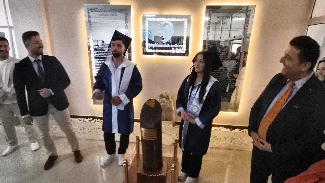 Teknik Bilimler MYO’da Mezuniyet Sergisi: İki Birinci Kürsüyü Paylaştı