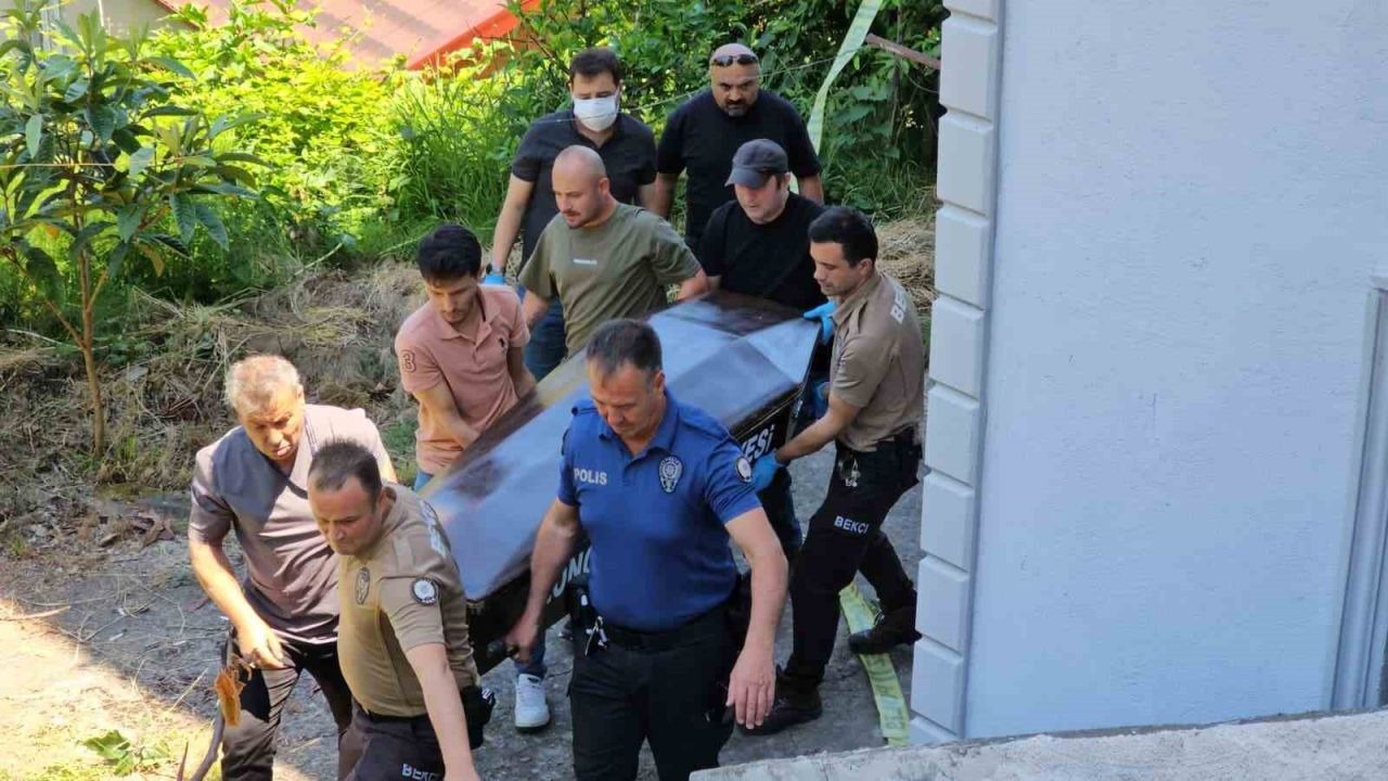 Zonguldak'ta Sağlık Memuru Evinde Ölü Bulundu!