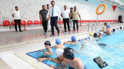 Ağrı’da "Yüzme Bilmeyen Kalmasın" Projesi ile Gençler Sporla Buluşuyor