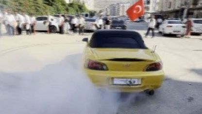 Reyhanlı’da düğün konvoyunda drift yapan sürücüye ceza yağdı