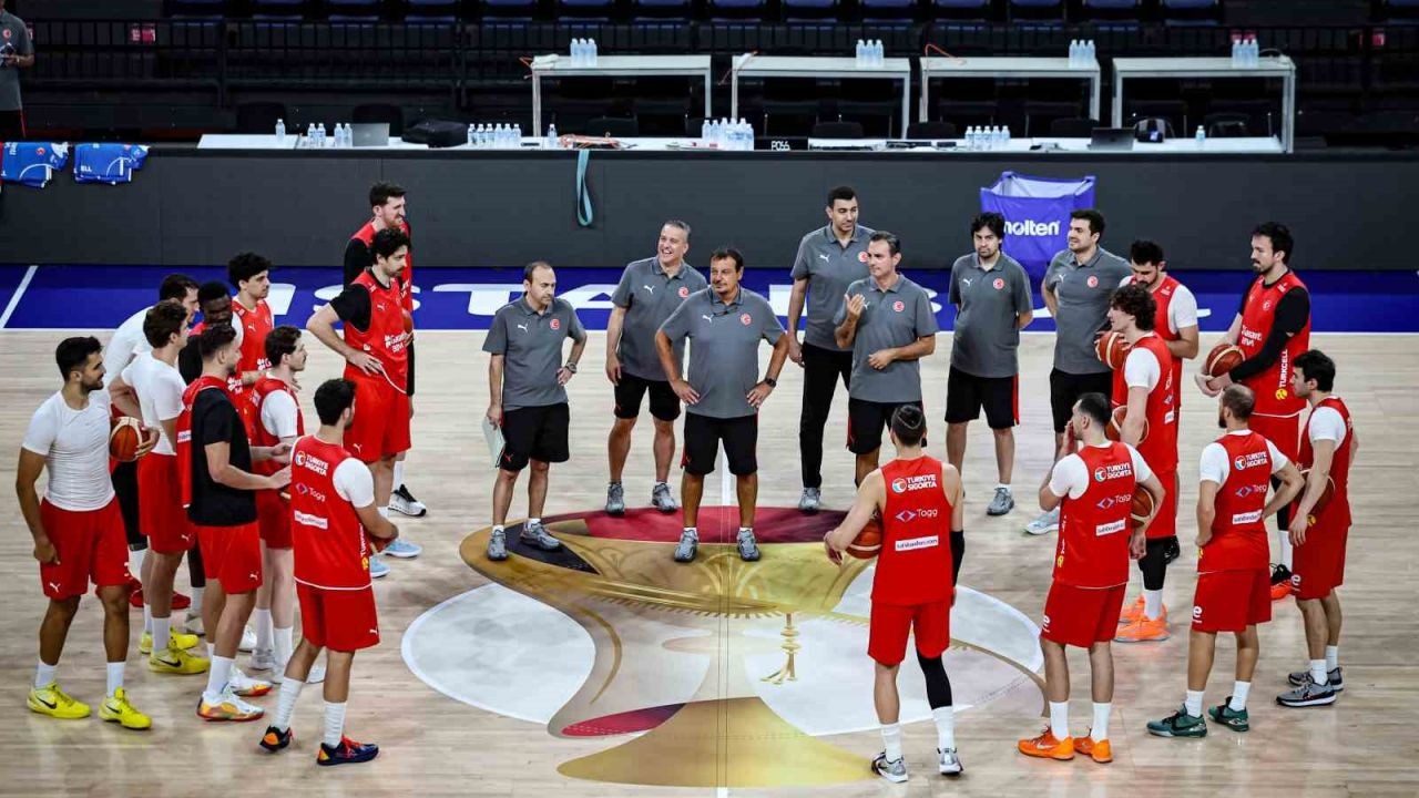 A Milli Erkek Basketbol Takımı İsviçre karşısında: Hedef namağlup liderlik