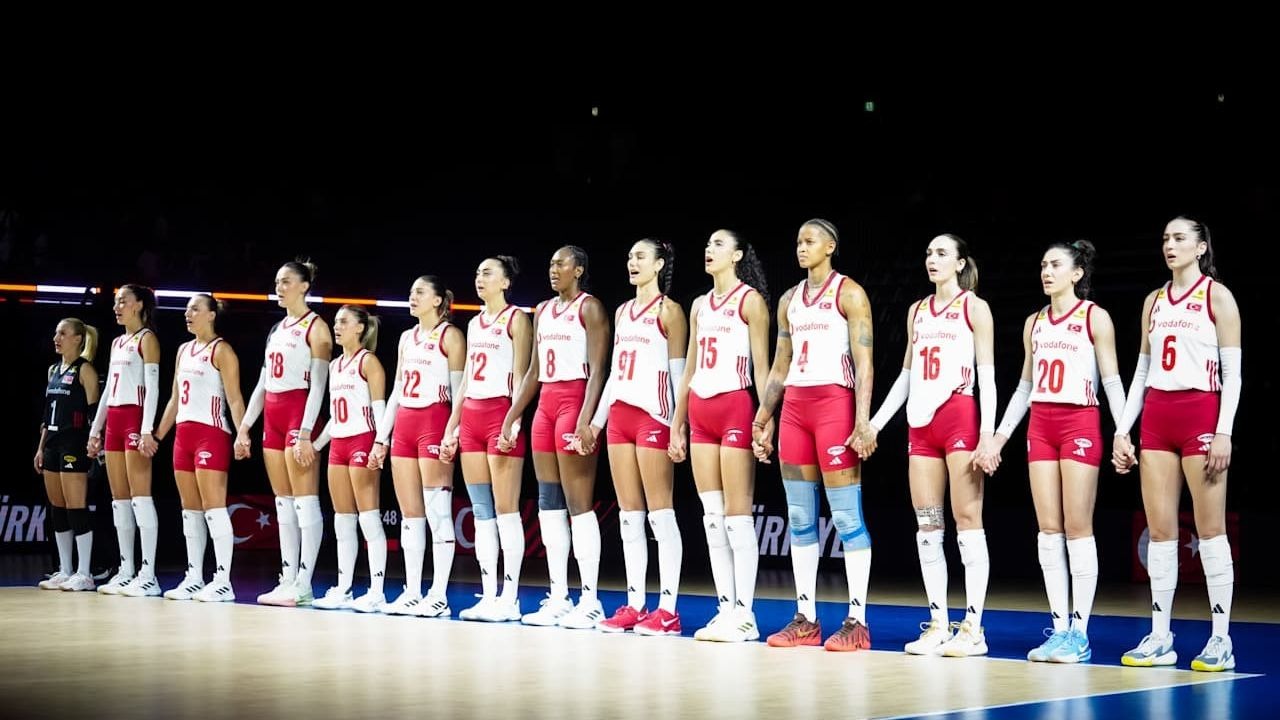 A Milli Kadın Voleybol Takımı, Milletler Ligi’nde Polonya’yı devirdi: 3-1