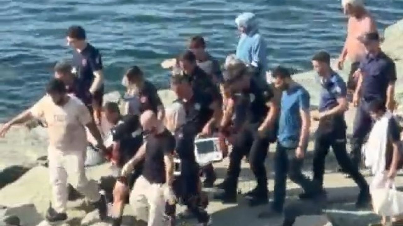 Denizde Boğulma Tehlikesi Geçiren 15 Yaşındaki Çocuk Hayatını Kaybetti