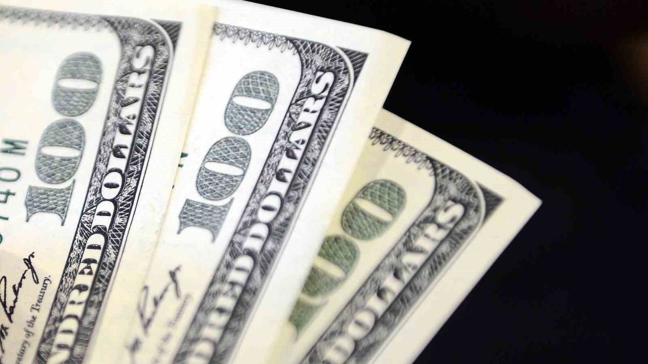 Döviz piyasasında güne bakış: Dolar ve euroda son durum