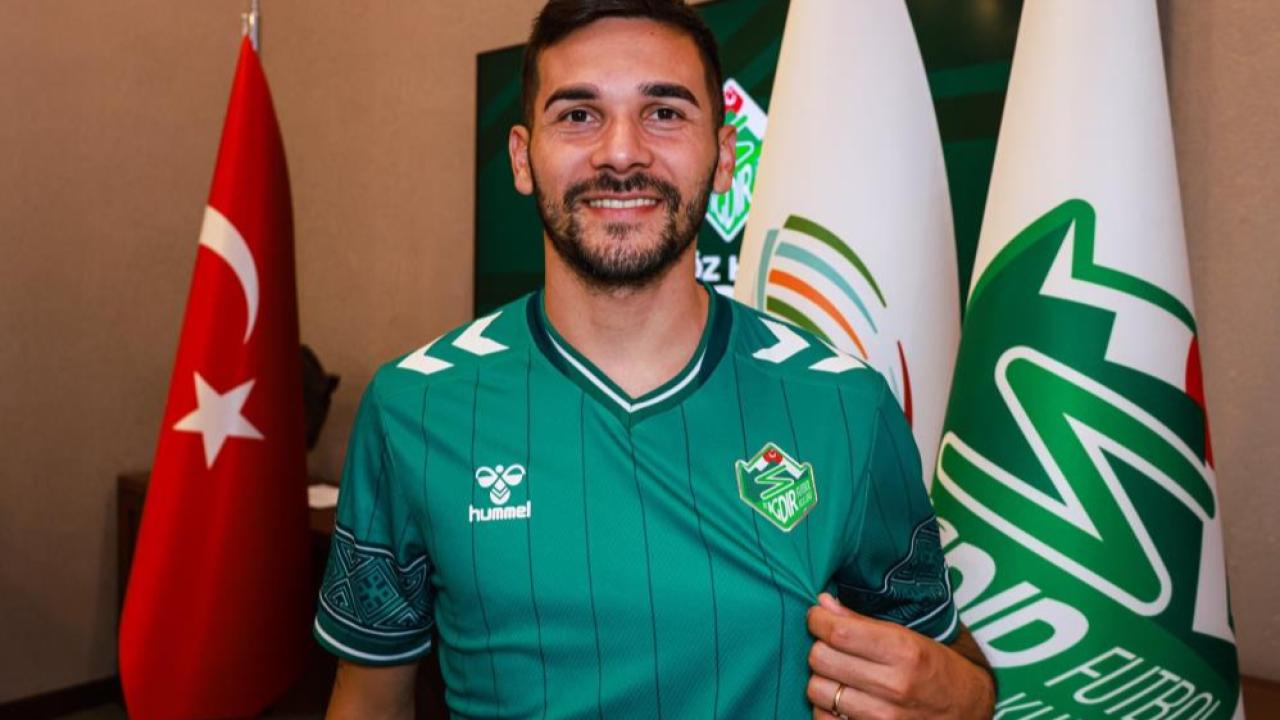 Iğdır FK Kadrosunu Güçlendirdi Giovanni Crociata ve Emirhan Altundağ İmzayı Attı
