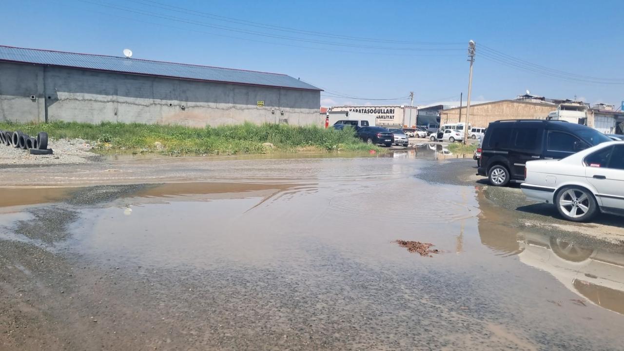 Iğdır Küçük Sanayi Sitesi Esnafı Altyapı Sorununa Tepkili