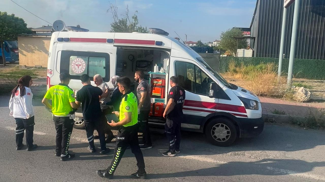 Iğdır’da Motosiklet ile Otomobil Çarpıştı: 1 Yaralı