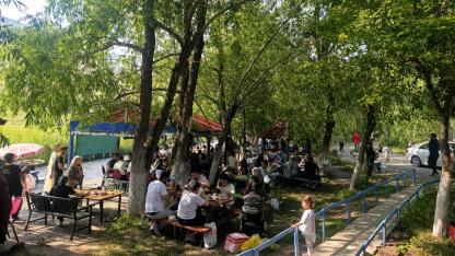 Iğdır'da Sıcaklık Bunalttı, Doğal Cennet Dolup Taştı