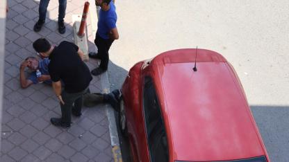Iğdır'da Sıcaktan Bayılan Vatandaşın İmdadına Çevredekiler Yetişti