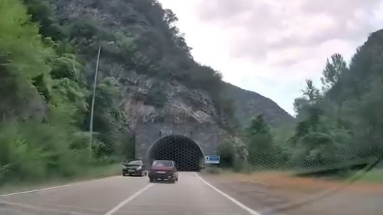 Karabük’te Trafikte Terör Estiren Sürücü Kamerada