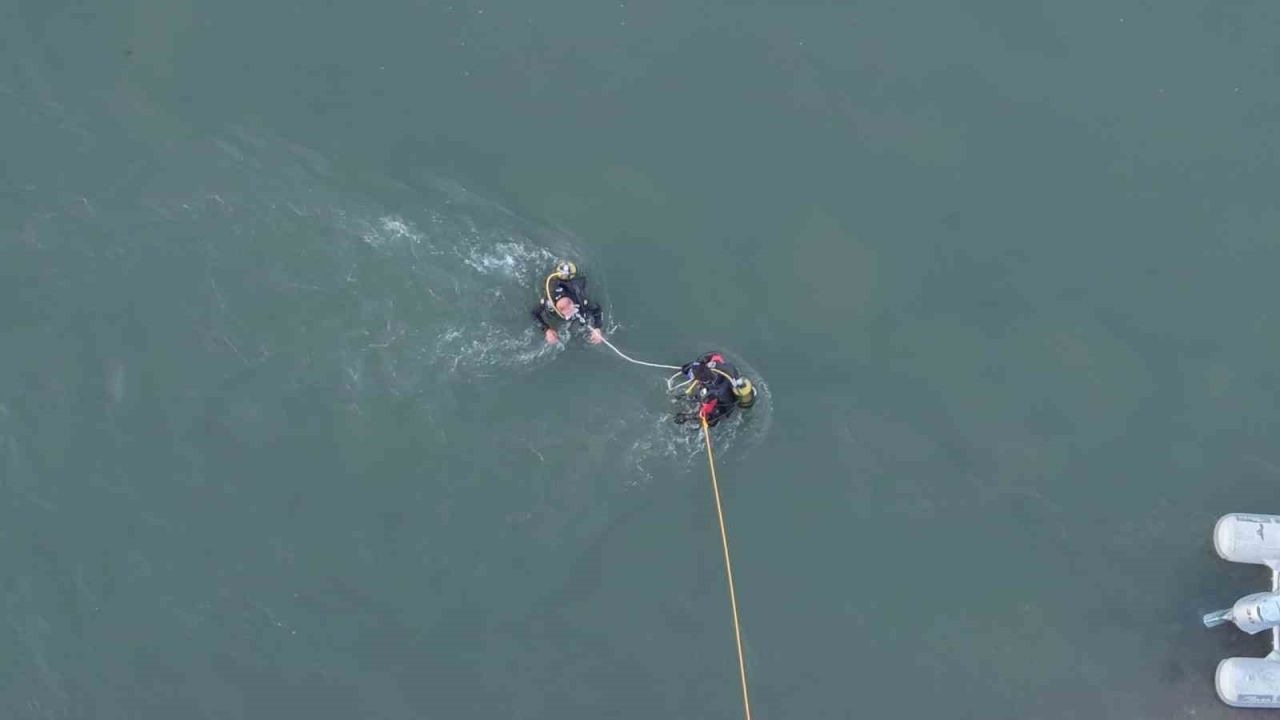 Muş’ta Murat Nehri’ne düşen 10 yaşındaki Berat için arama çalışmaları ikinci gününde