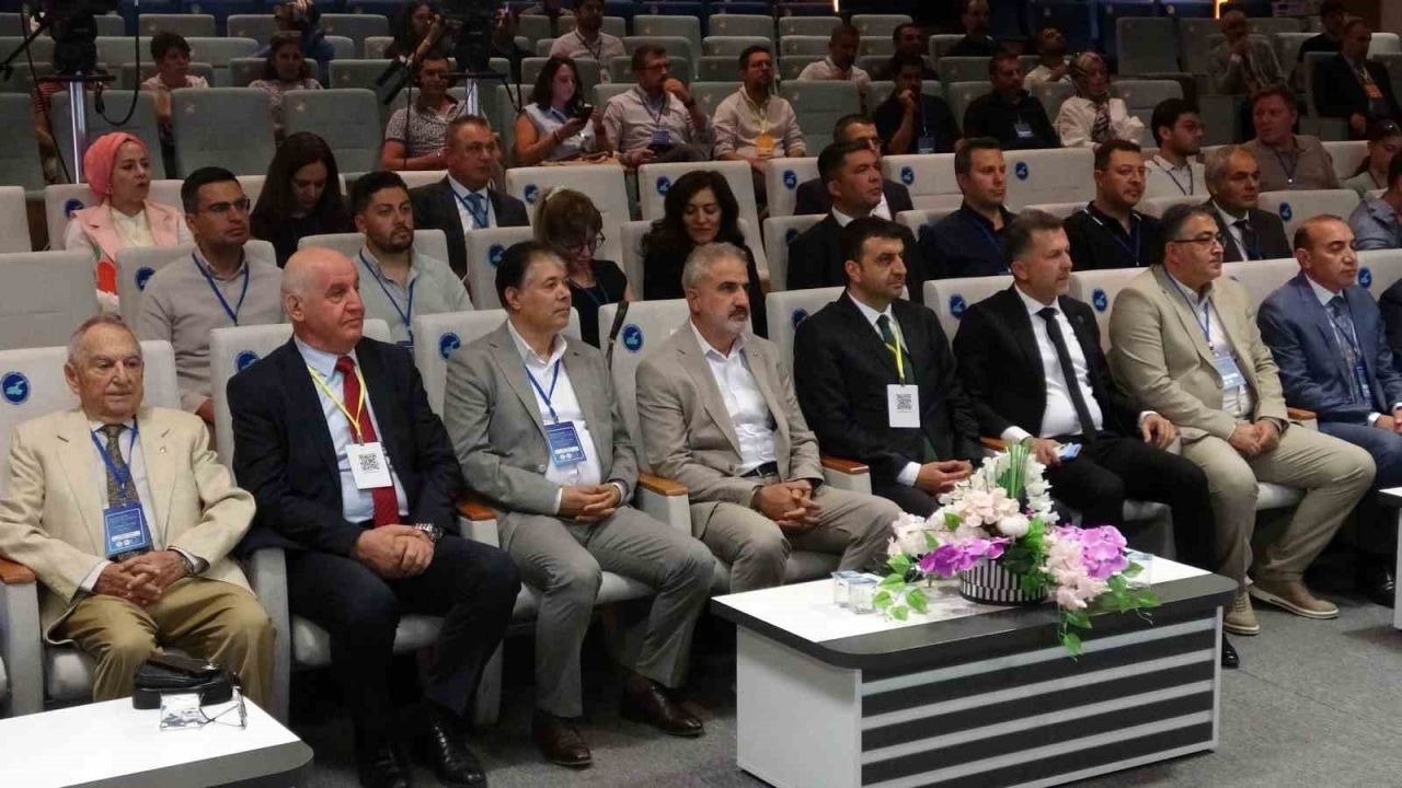 Van'da Mühendislik Jeolojisi ve Jeoteknik Sempozyumu Başladı